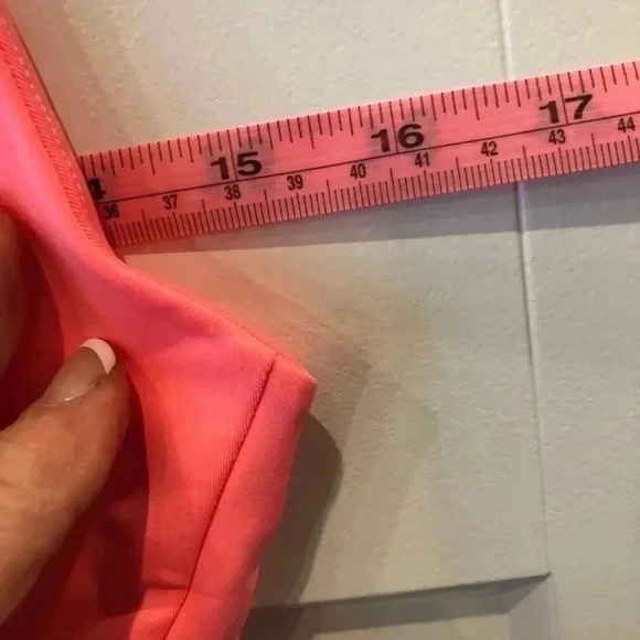 Athleta All Day Everyday Low impact V-neck,removable pads adjustable straps - Picture 5 of 8